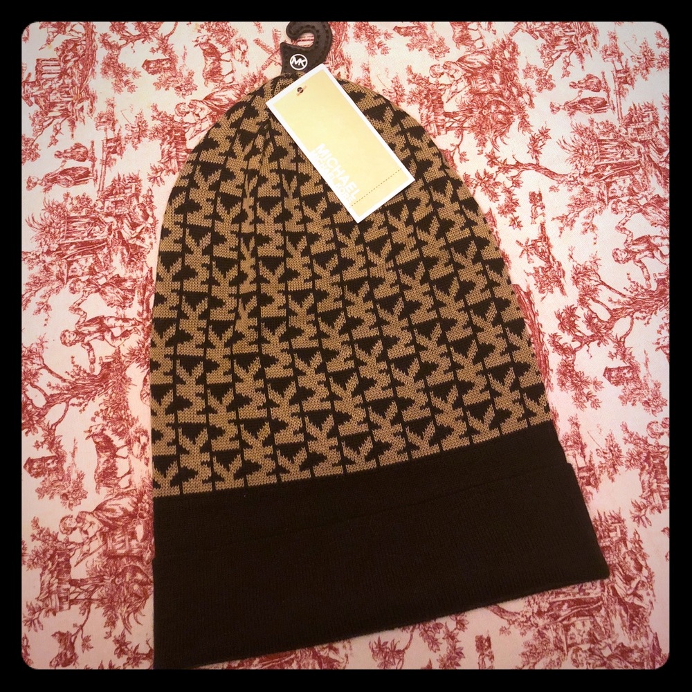 NWT Michael Kors signature hat brown tan